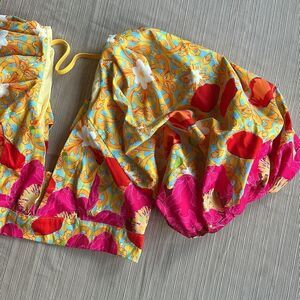 Shein Floral Crop Top Puffy Sleeves v Neck Small